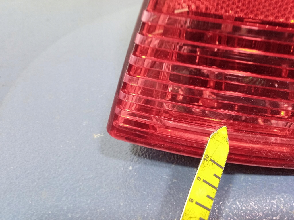 фото №12, Peugeot 308 i t7 sw kombi лампа задня права задня 96814438xt