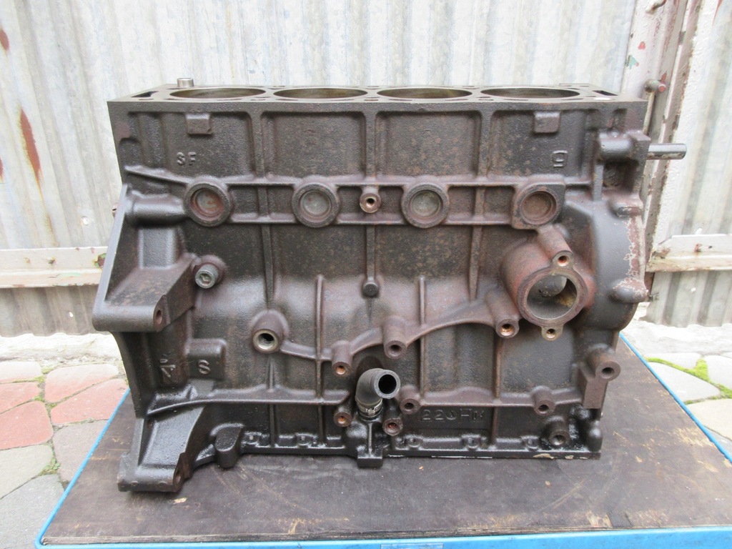 фото №8, Lancia peugeot 807 citroen c8 2.2 jtd hdi tdci блок двигателя 4hw