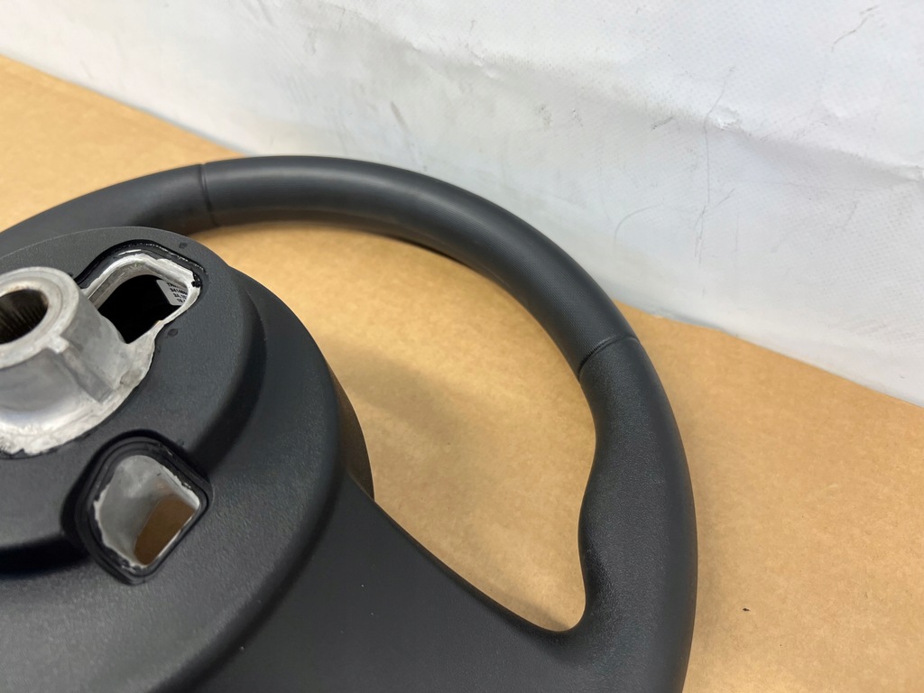 фото №13, Twingo iii воздуховод 484004149r