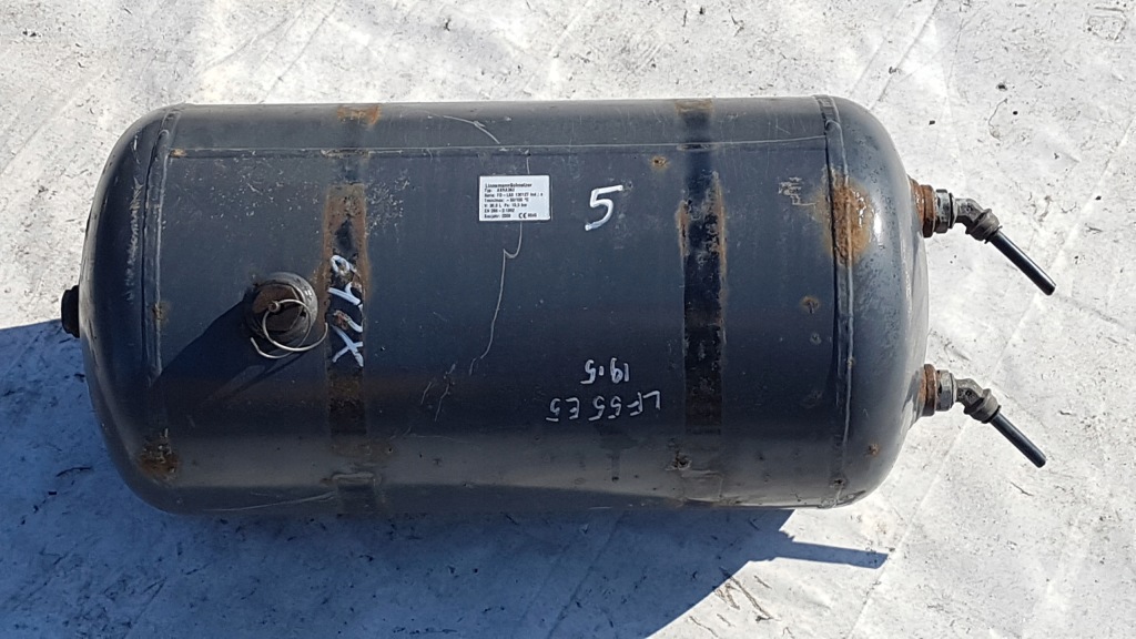 Купити Бак балон повітря 30l. daf 45 55 lf