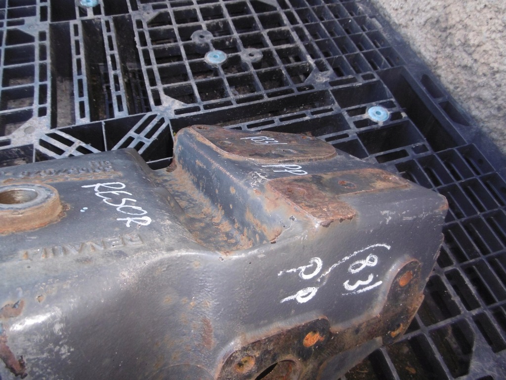 фото №5, Кронштейн кронштейн рессора правый перед magnum dxi 5010574078