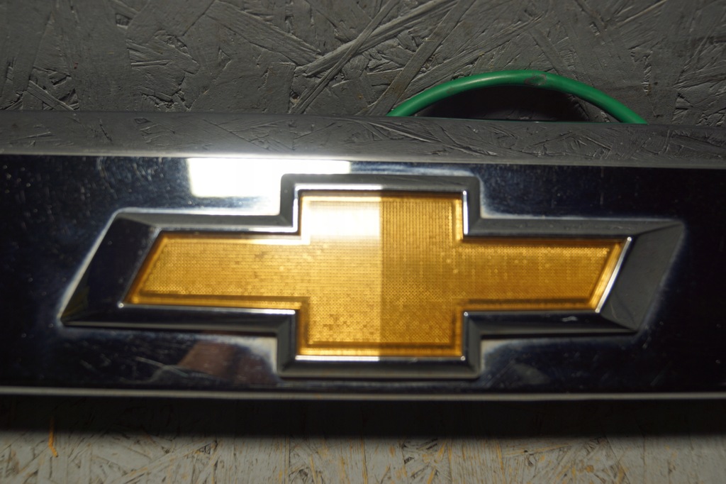 фото №9, Накладка кришки задня chevrolet orlando 96886794