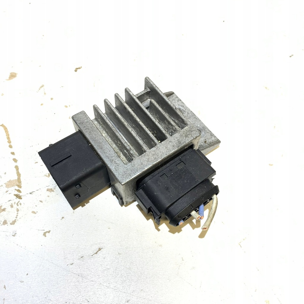 фото №1, Реле свеча 271203982r renault trafic iii vivaro nv300 2.0 dci