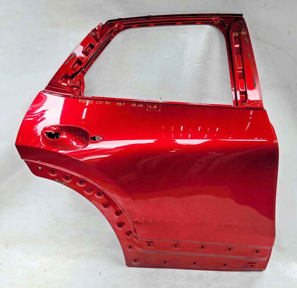 Дверь правое  перед / задняя mazda cx-30 2019- Доставка