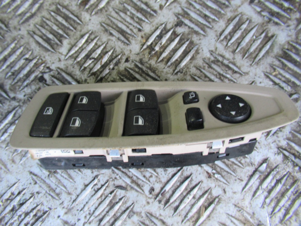 фото №1, Bmw 4 f36 430i 16 r. переключатель окон 9362107