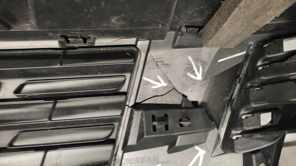 фото №9, Nissan navara np300 решётка радиатора решётка радиатора 623105jt0a