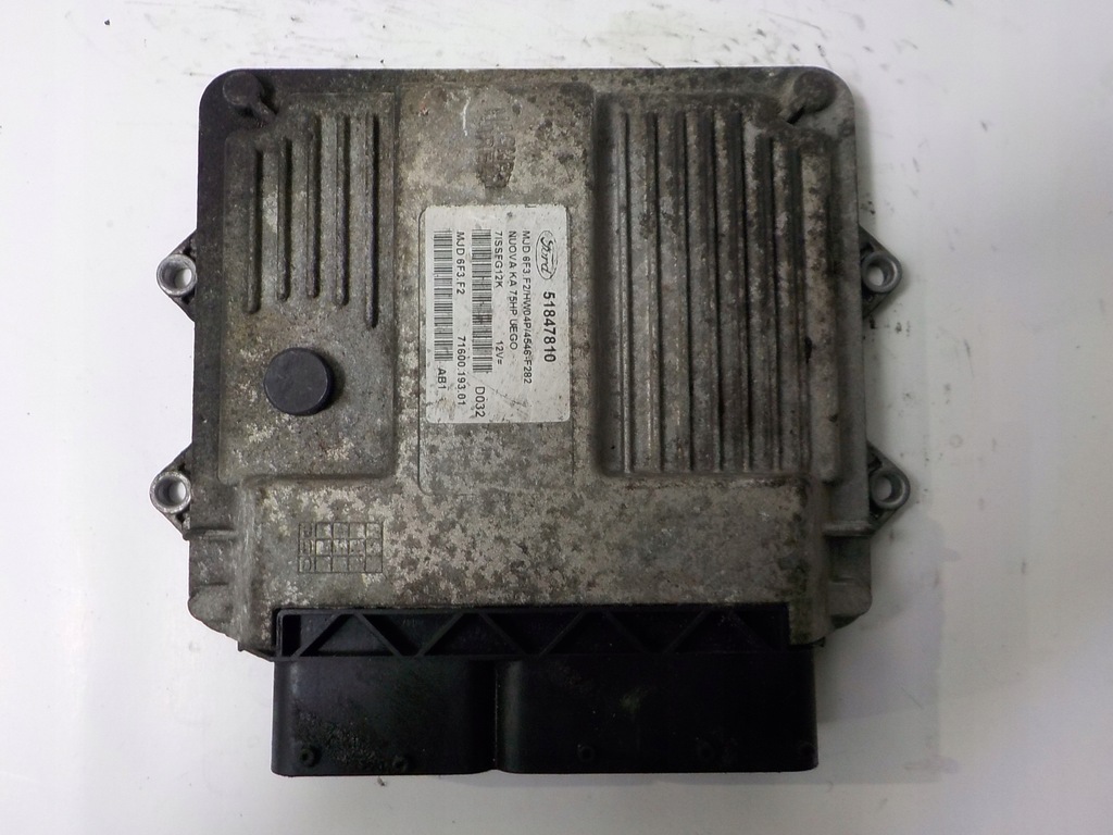 фото №1, Ford ka ii бортовой компьютер блок управления 51847810 mjd6f3.f2