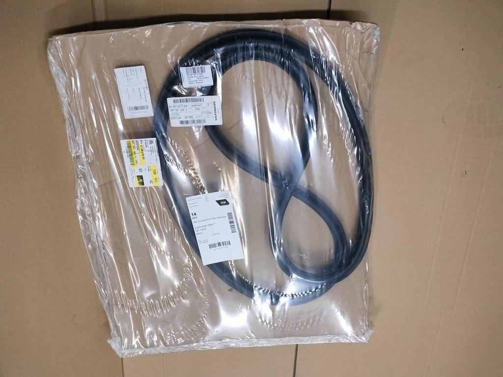 фото №1, Прокладка двері лівий задня skoda scala 657867367g nowa оригінал