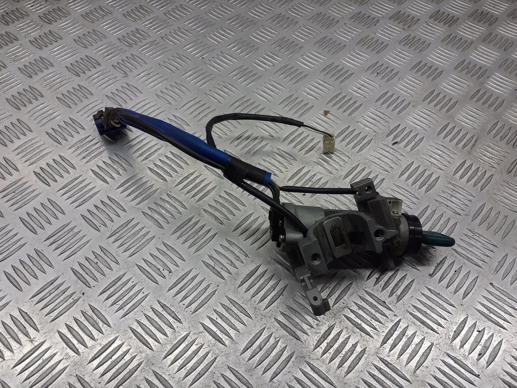 фото №1, Замок зажигания с ключ kia rio 47361a