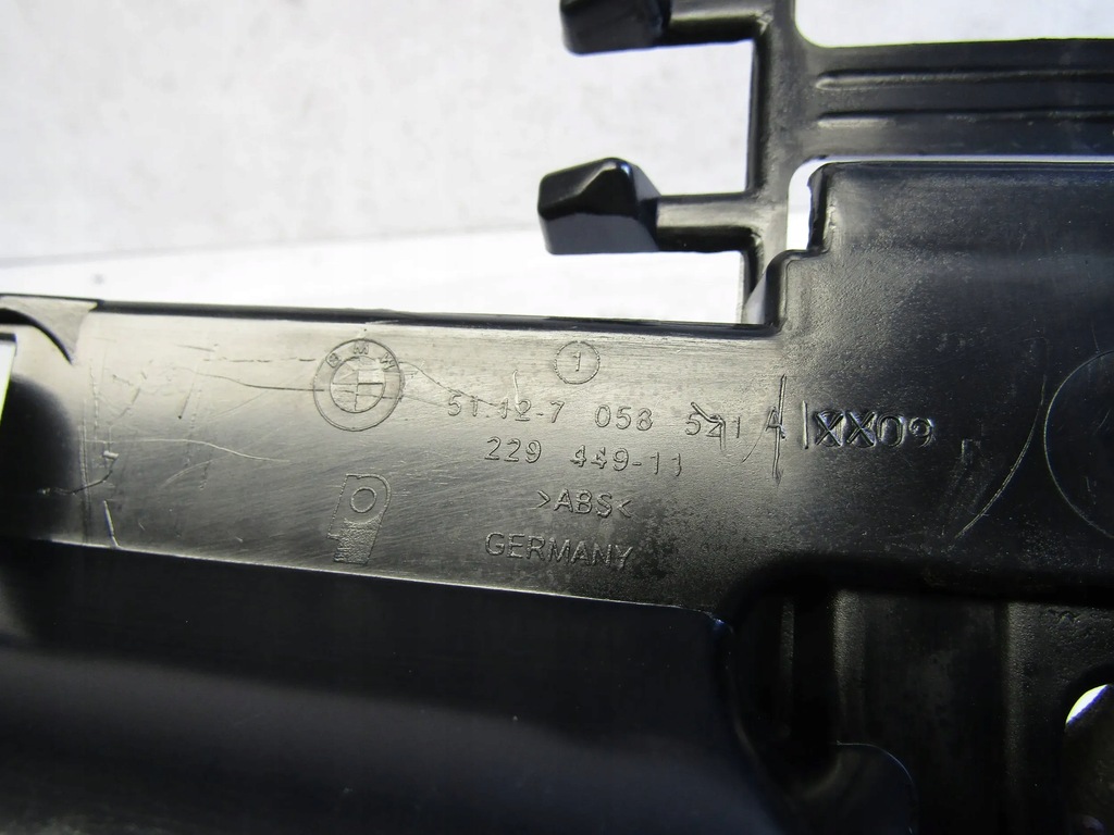 фото №9, Bmw 1 e81 e87 направляющая бампера средний задняя 7058521