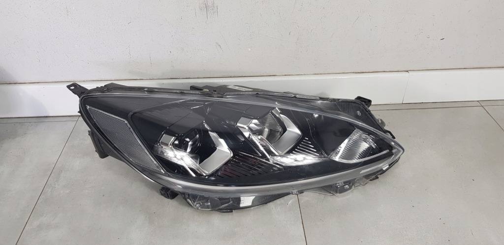 Купить Ford kuga mk3 фара правый перед full led lv4b-13e014-ca
