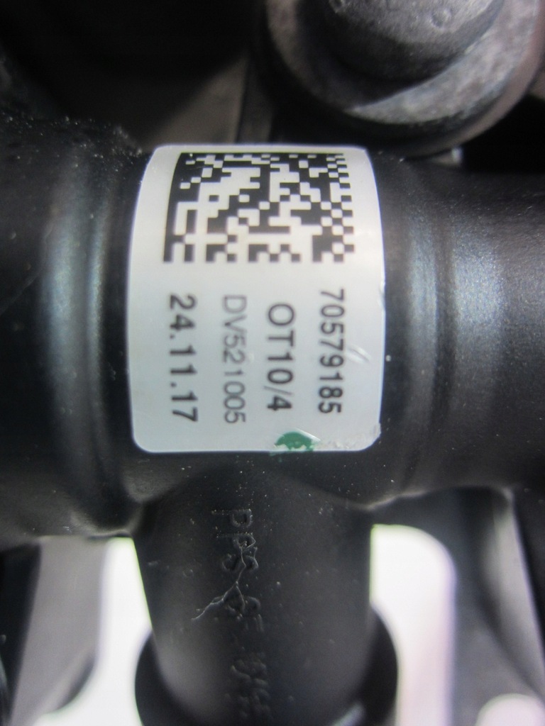 фото №9, Bmw x3 g01 x4 g02 g30 радіатор оливи коробки 8654880 8654879 8607237