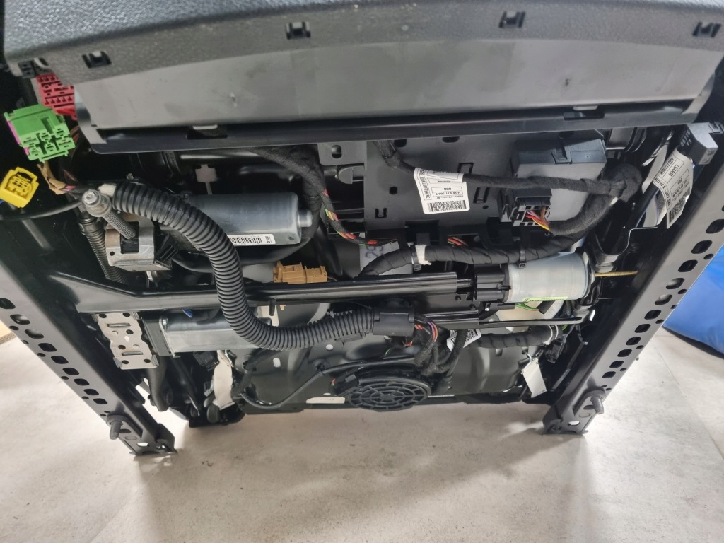 фото №6, Audi a6 c7 sedan сидіння заднє сидіння шкіра з підігрівом вентильовані обшивки пам'ять