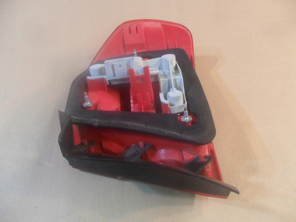 фото №14, Bmw e90 лампа задняя задняя левая led 6937457