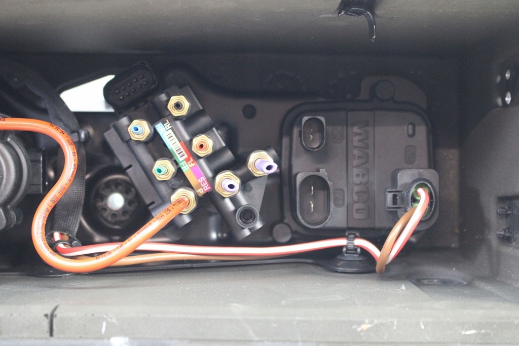 Audi q8 e-tron насос підвіска 4ke616005e компресор компресор 4ke 616 005 Зі Шроту