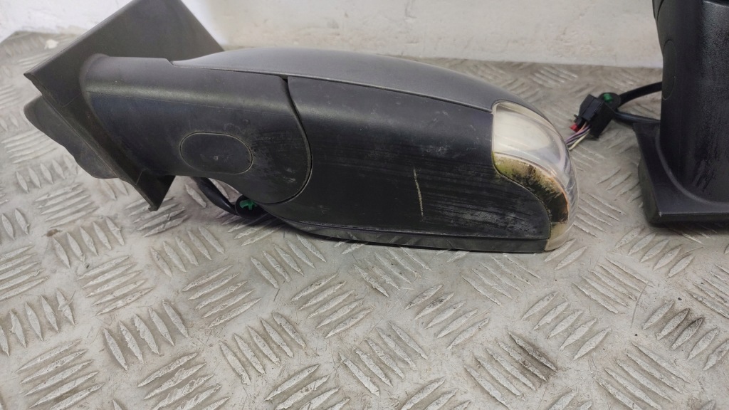 фото №13, Дзеркало праве vw touran i mk1