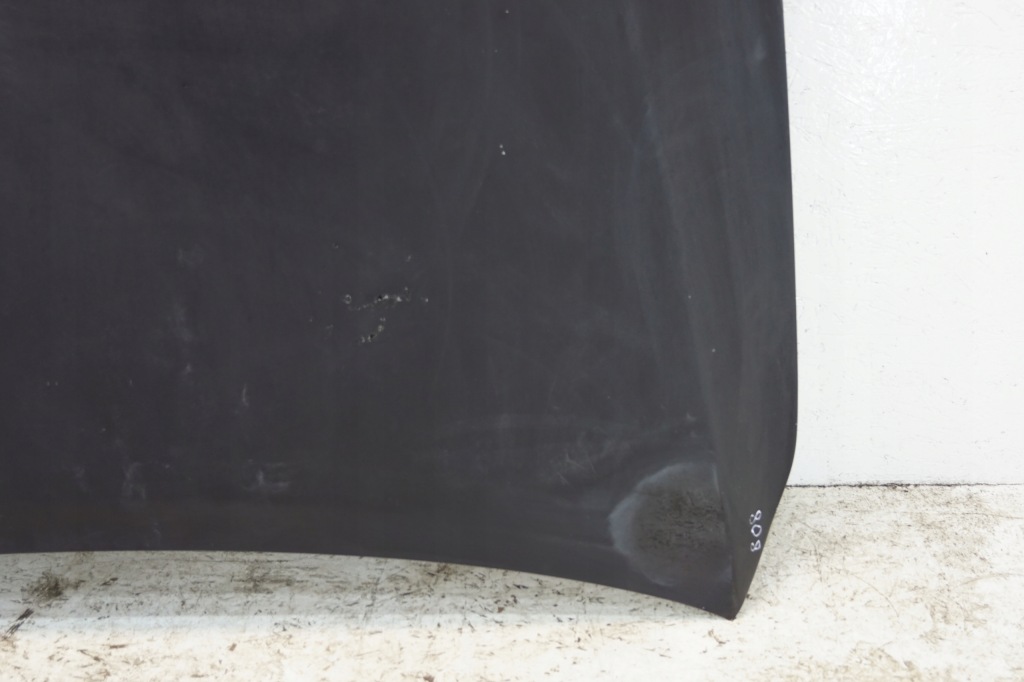 Капот крышка двигателя перед lexus is 2 is220 Недорого