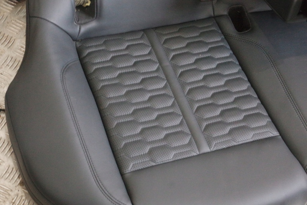 фото №8, Шкіра сидіння audi rs6 4k c8 czarna nic f255