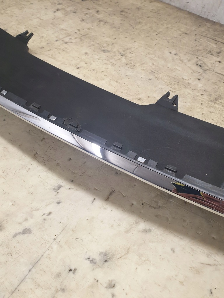 фото №11, Audi a4 b9 8w0807521g накладка бампера диффузор