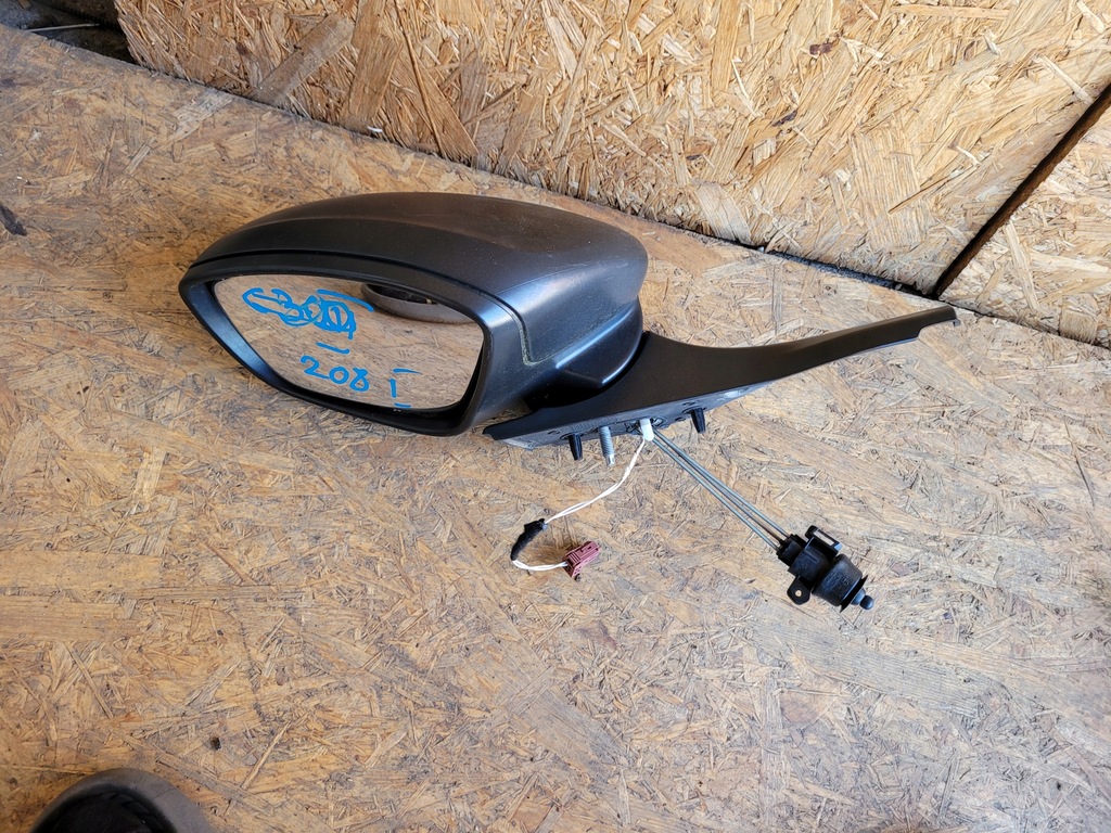 фото №1, Зеркало наружное левая peugeot 208 i 2008 i 2pin