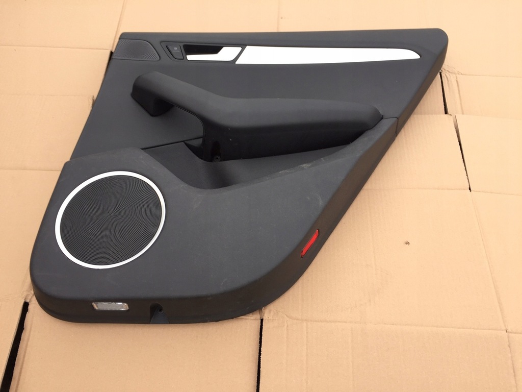 фото №6, Audi q5 8r обшивка дверь правый задняя задний b&o