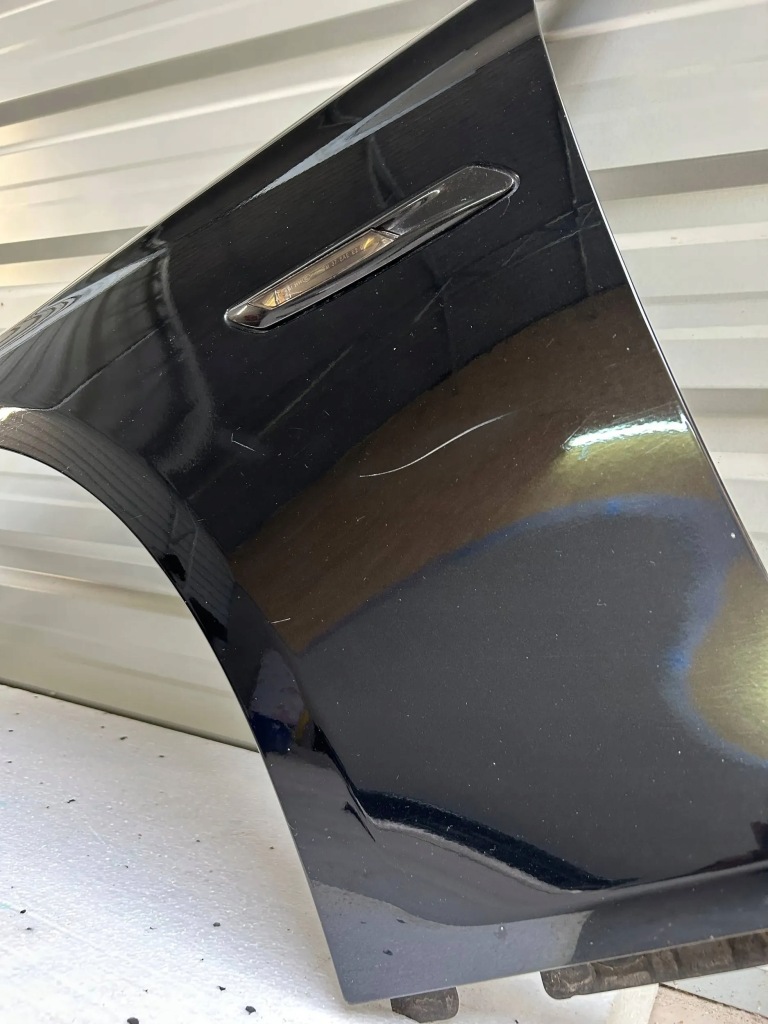 Крила лівий bmw 5 f10 f11 2013 чорний  sapphire 475 Зі Шроту