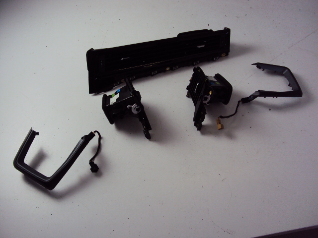 фото №2, Ґрати обдув audi a1 ii 82a 20 r