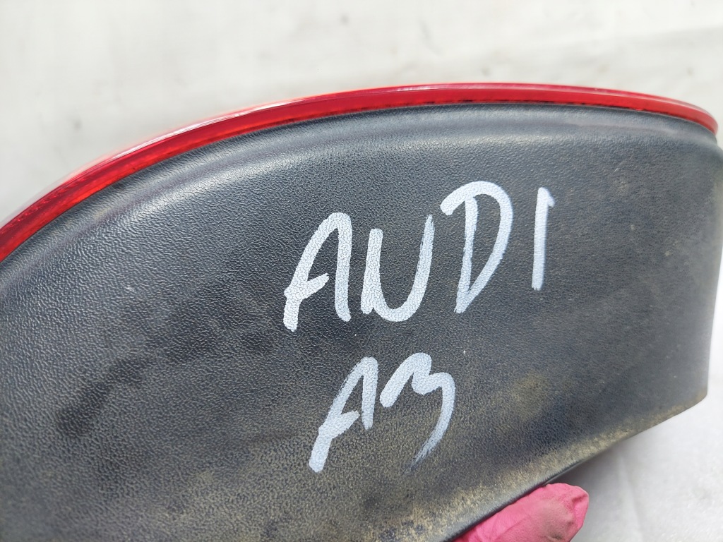 фото №5, Audi a3 8l lift лампа правая задняя + вкладыш