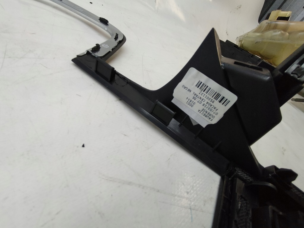 фото №6, Рамка дисплея радио навигации dekor megane iv центральная кнопка eco