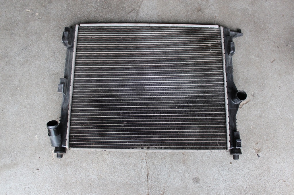 фото №1, Dacia sandero i 1.2 радиатор wody