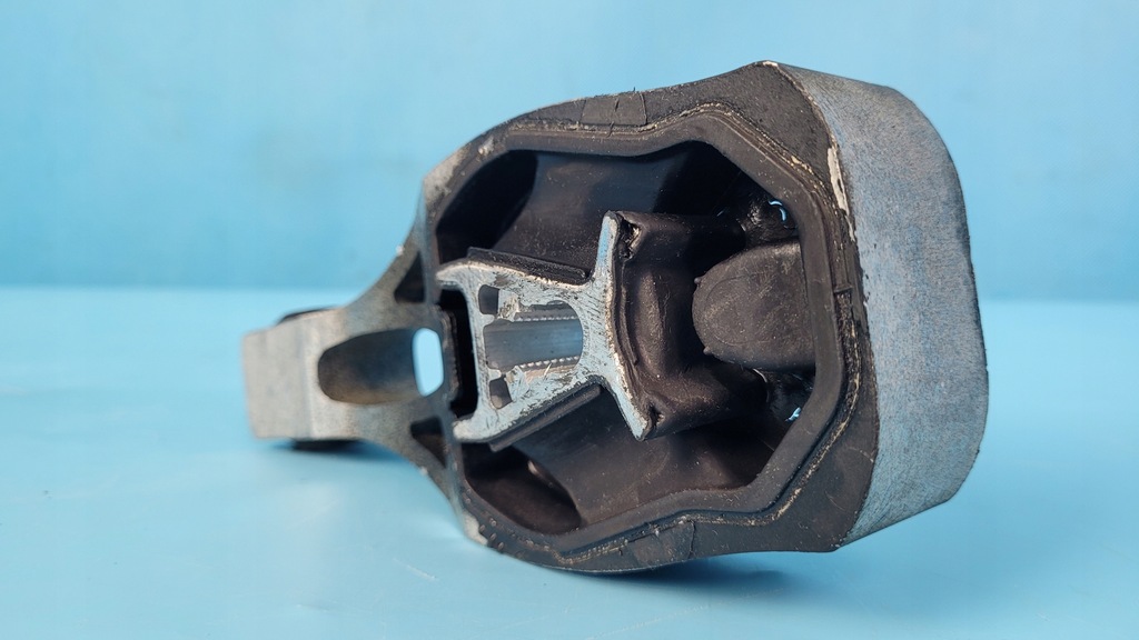 фото №11, Opel astra l vi 23r 1.5d кронштейн кронштейн подушка 9811786680