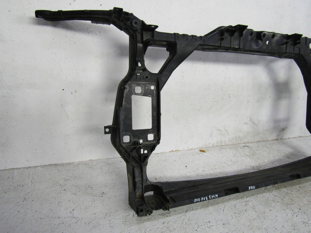 фото №4, Audi a4 b8 pas передний 8k0805594m