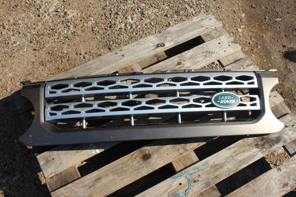 Купить Решётка радиатора радиатора решётка радиатора land rover discovery 4 - lr4 ah228138bw