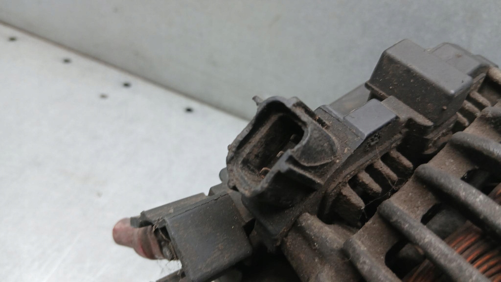 Генератор ford cougar 98-02r 2.0b 0124415006 Недорого