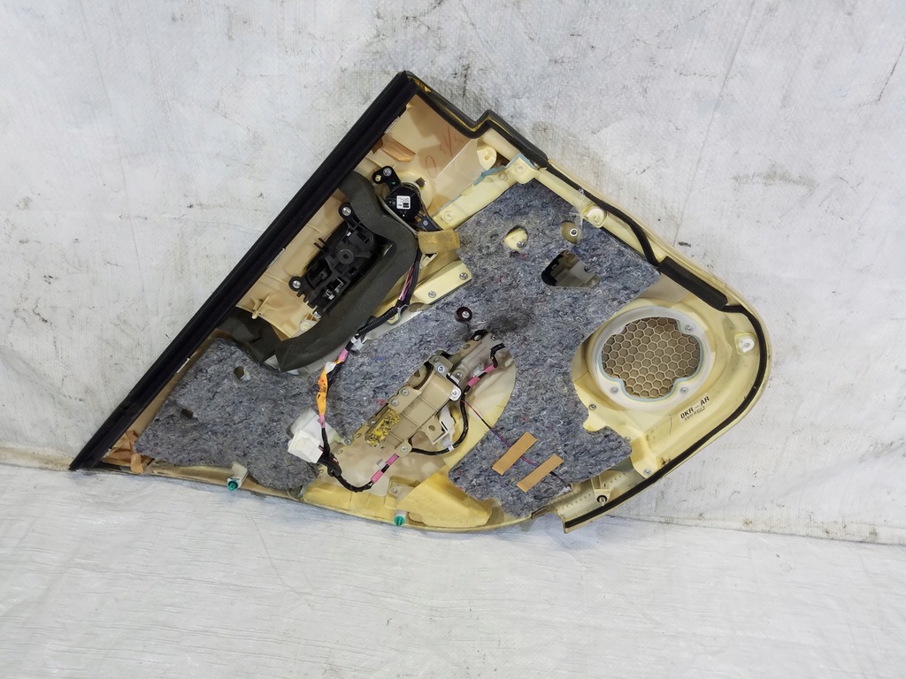 фото №2, Обшивка оббивка двері задня lexus gs iii