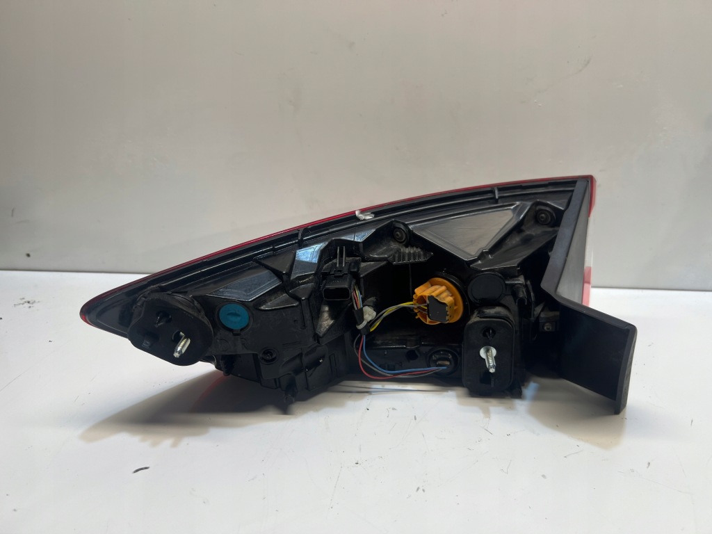 Фара правий задній renault megane iv універсал led 265501150r в Україні