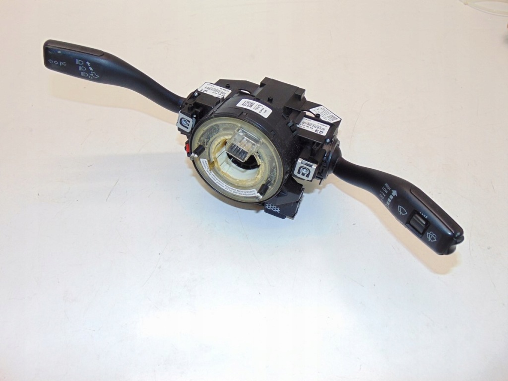 фото №1, Переключатель комбинированный 8j0907137 audi tt 8j