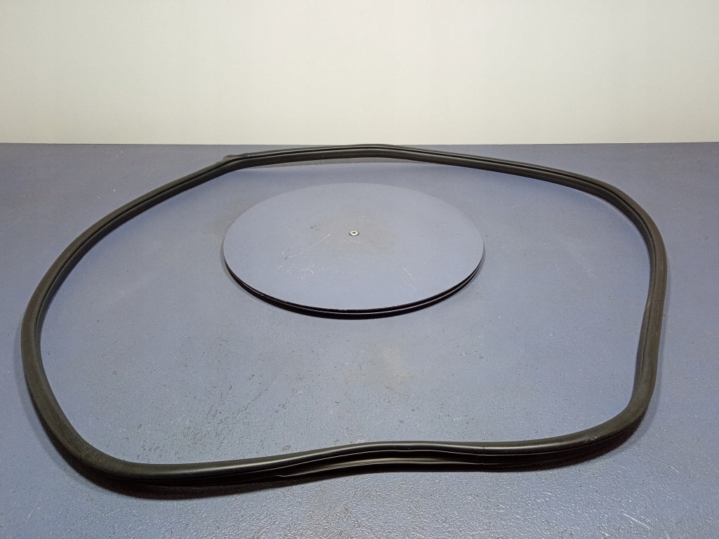 фото №1, Kia niro ev i прокладка дверь левый перед