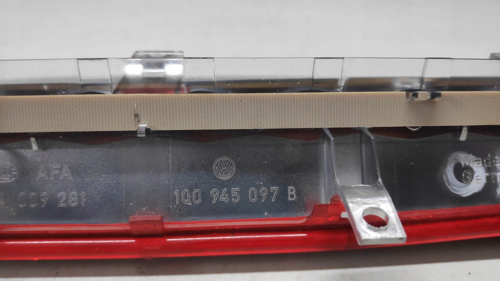 фото №7, Лампа 3 свет стоп крышки vw eos 1q0945097b oem