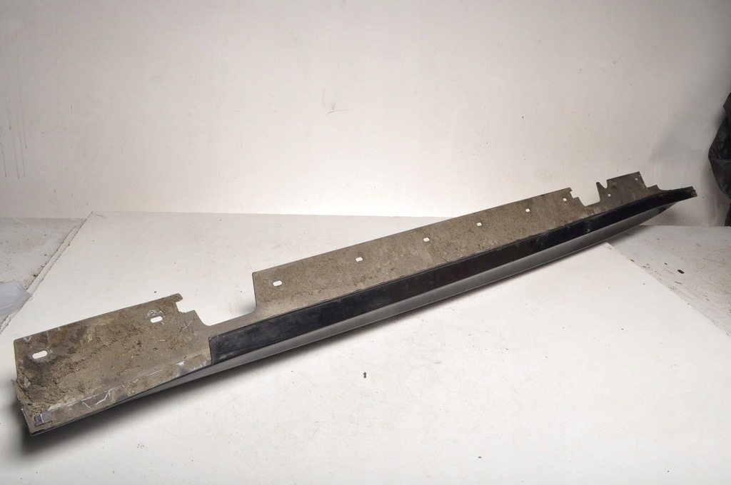 фото №7, Bmw x1 e84 накладка молдинг поріг ліва 8038076