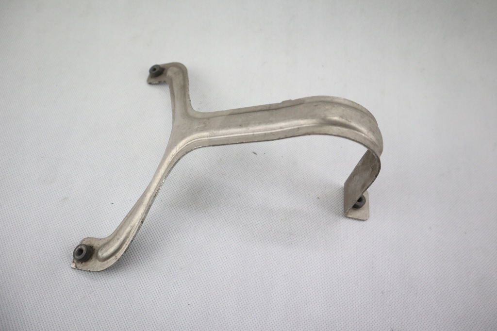 фото №1, Кронштейн поперечина y кронштейн поперечина bmw 6 g32 51647437514