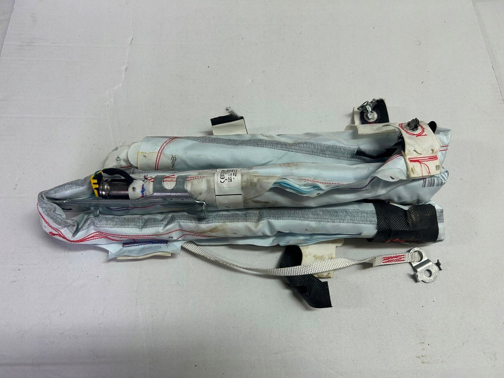 фото №1, Sandero iii stepway шторка безпеки права 648756500d