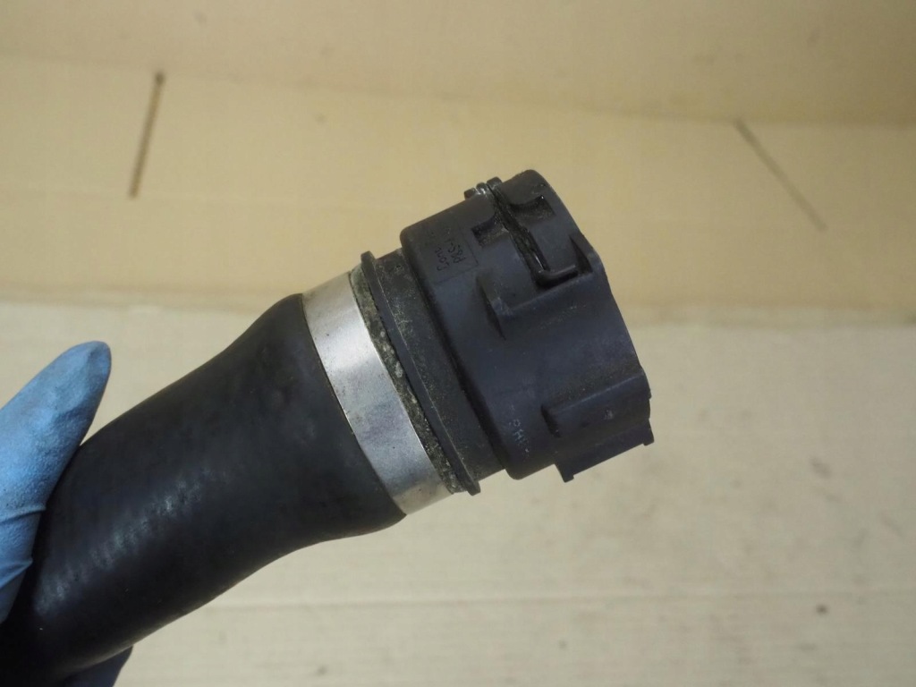 Шланг системы охлаждение bmw 7505229 Цена