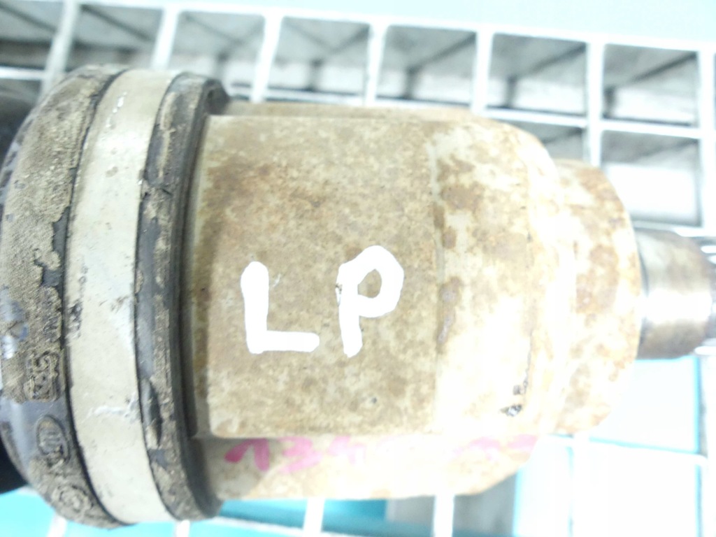 фото №4, Приводной вал левая kia sportage iii 2.0 crdi автоматическая коробка передач 4x4