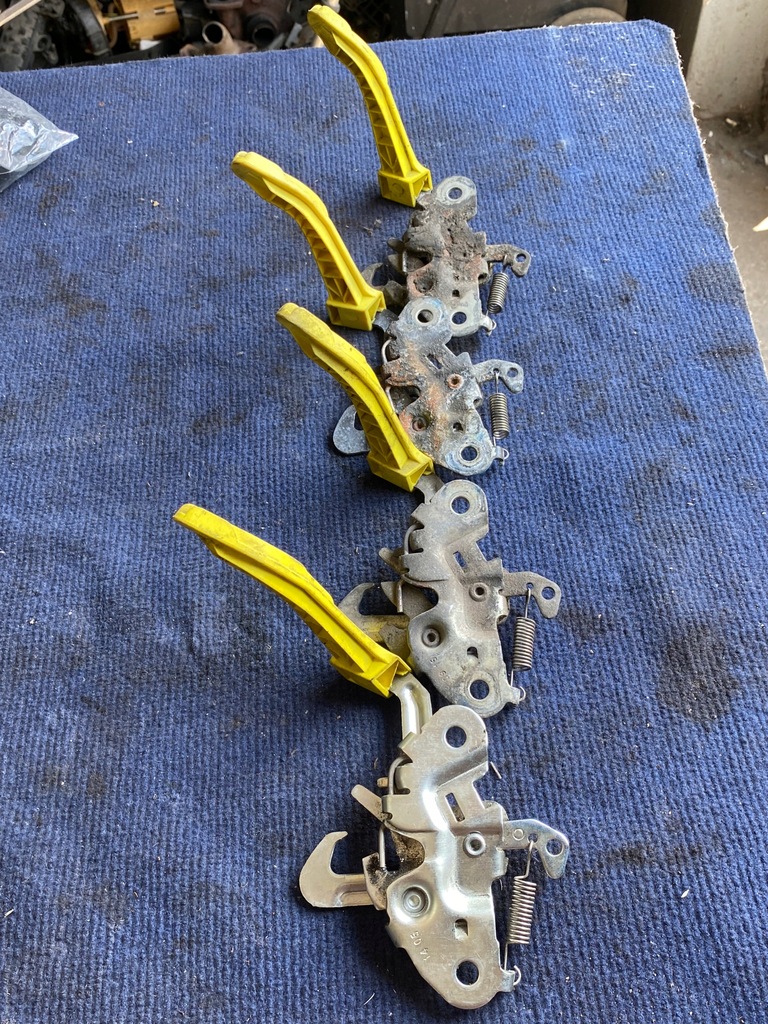 фото №1, Засов ручка замок капот berlingo iii partner iii