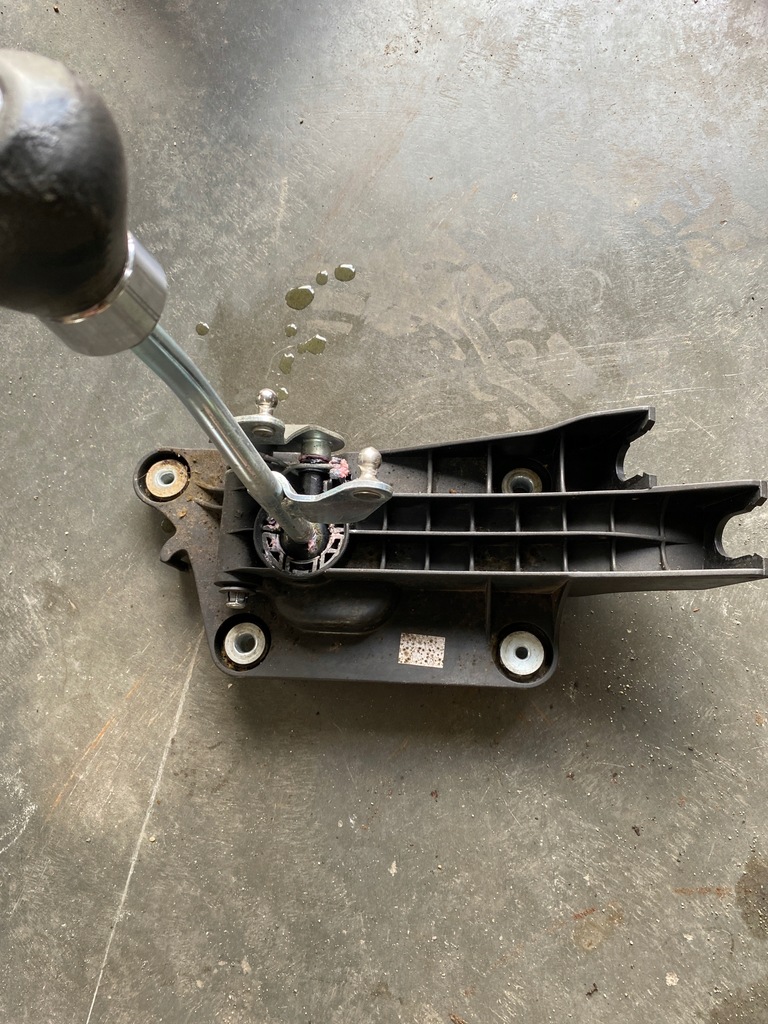 фото №1, Домкрат переключения передач mazda 3 bk 1,6 5d hb