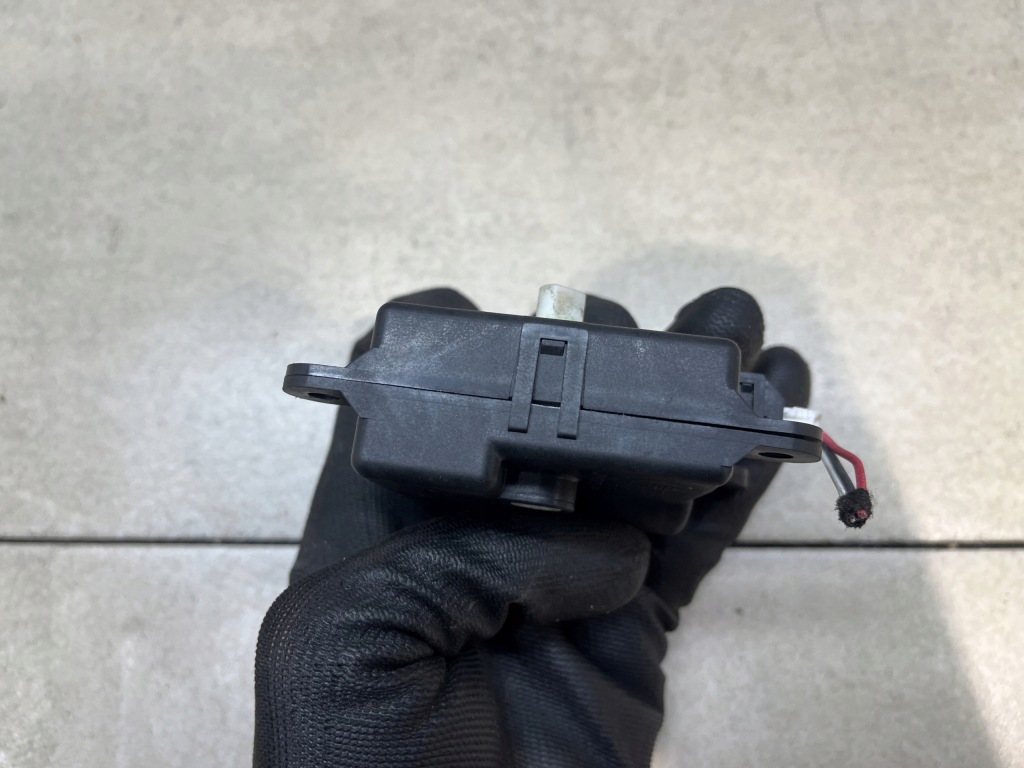 фото №5, Моторчик отопителя laguna iii 2.0 dci 52410555 a24851a8400001