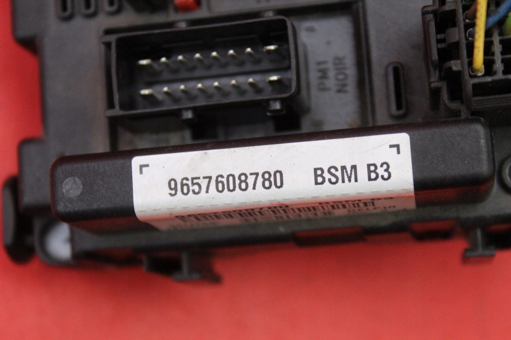 фото №6, Коробка предохранителей bsm 9657608780 peugeot 206 1.4 8v 75 km 02-09