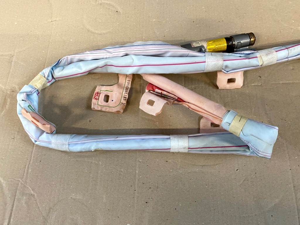 фото №4, Toyota hilux viii 15- шторка безопасности подушка безопасности правая 1,5 кабины