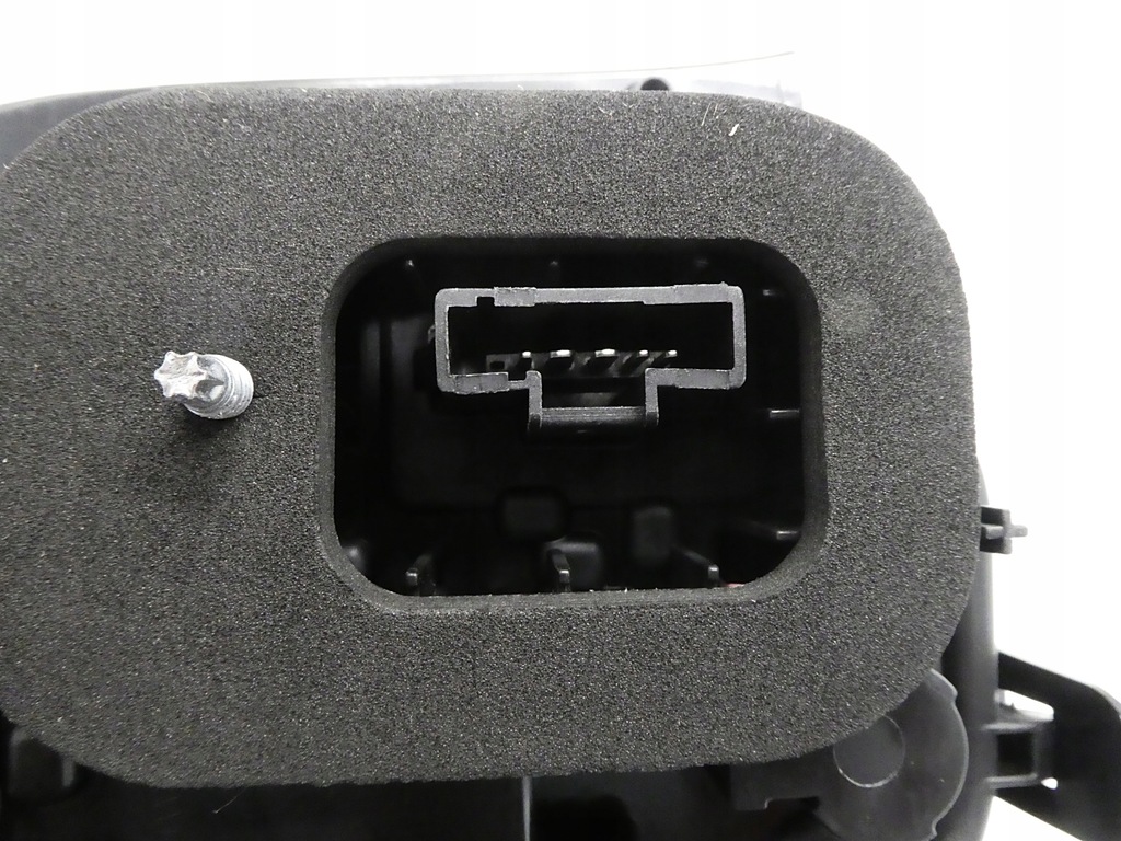 фото №6, Оригінал лампа задня правий renault logan ii